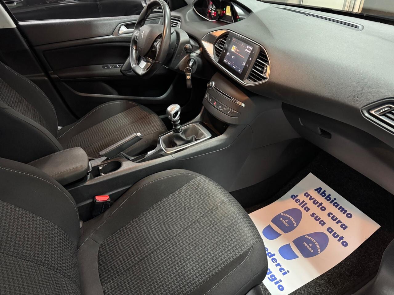 Peugeot 308 BlueHDi 130 S&S Active