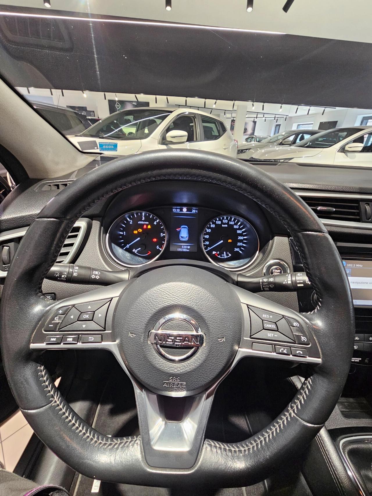 Nissan Qashqai 1.5 dCi N-Connecta