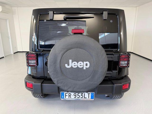 JEEP Wrangler Unlimited 2.8 CRD DPF Sahara Auto E6