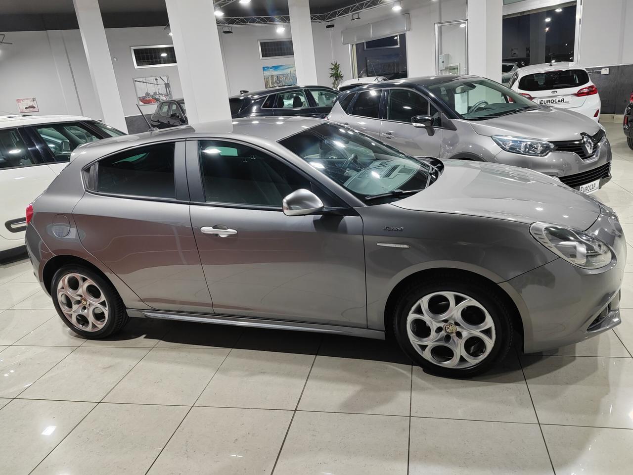 Alfa Romeo Giulietta 1.6 JTDm-2 105 CV Distinctive