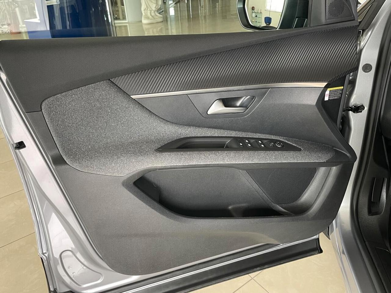 PEUGEOT New 3008 Business - BlueHDi 130cv EAT8 E6D