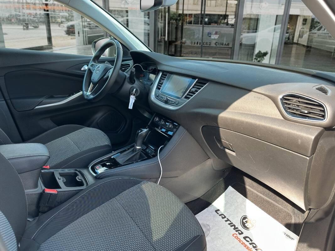 Opel Grandland X 1.5 ecotec Business Edition 130cv AUTO con CarPlay