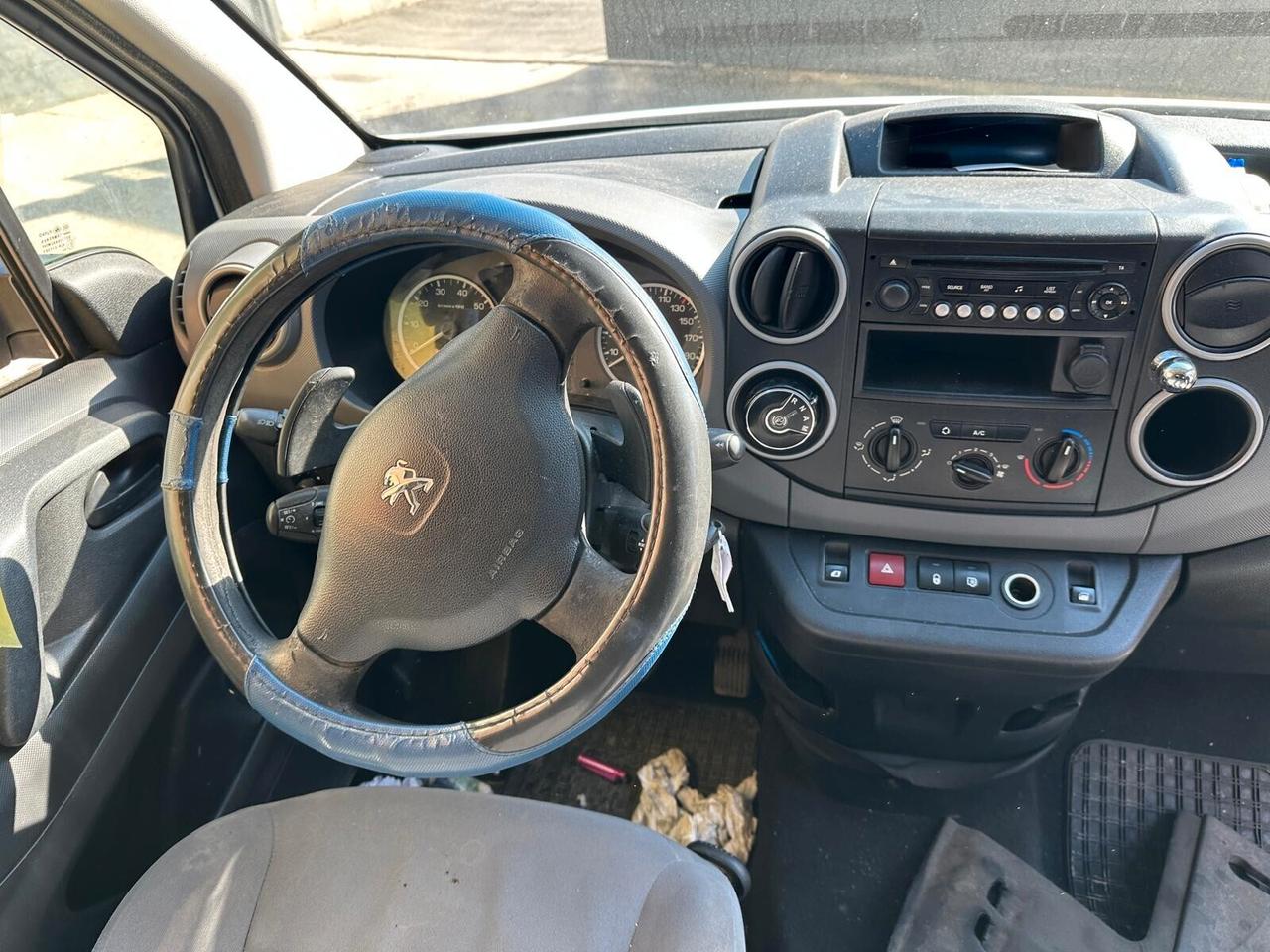 Peugeot Partner Tepee 1.6 HDi 92CV Outdoor