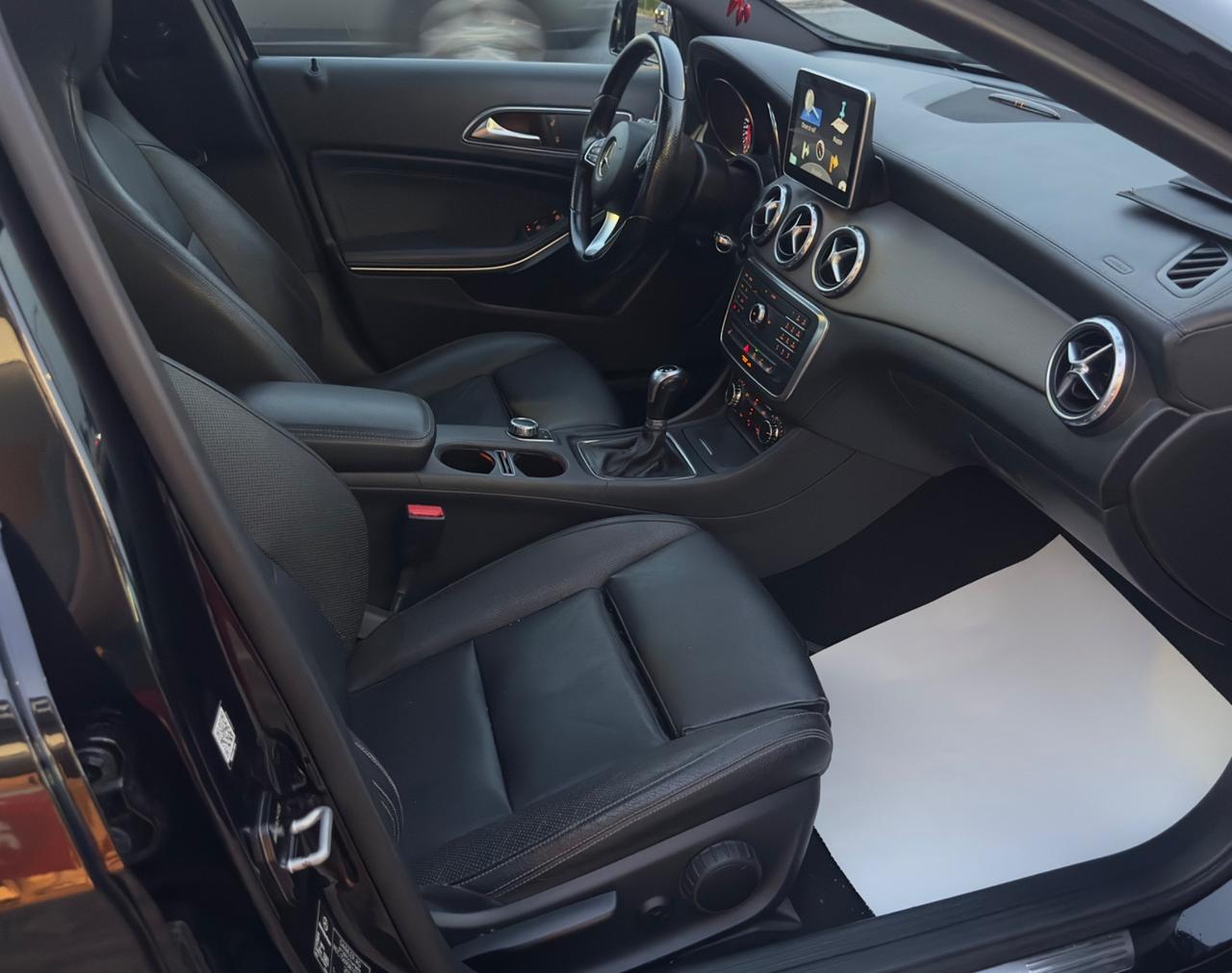 Mercedes-benz A 200 d Sport doppio tetto panoramico