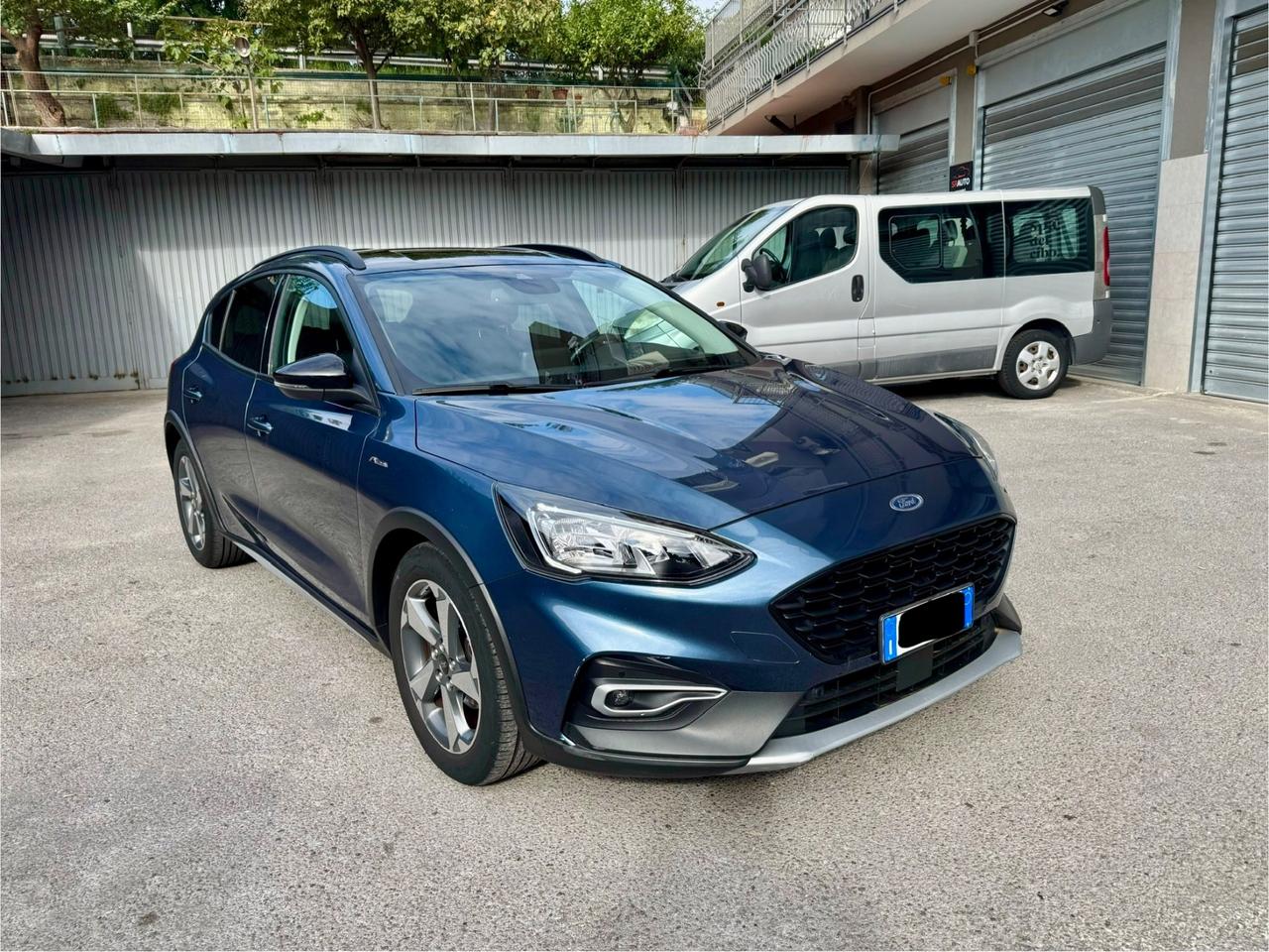 Ford Focus 1.0 Hybrid 125 CV Active acc permute