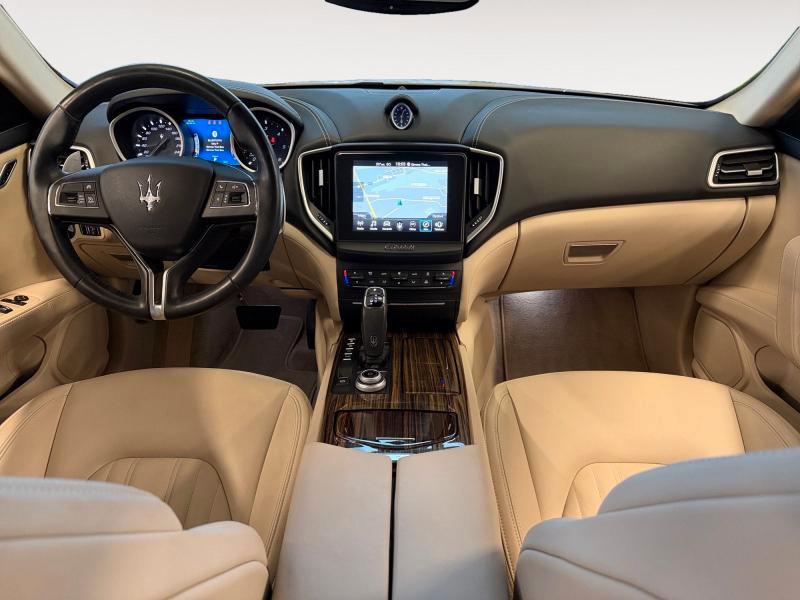 Maserati Ghibli 3.0 V6 250cv auto