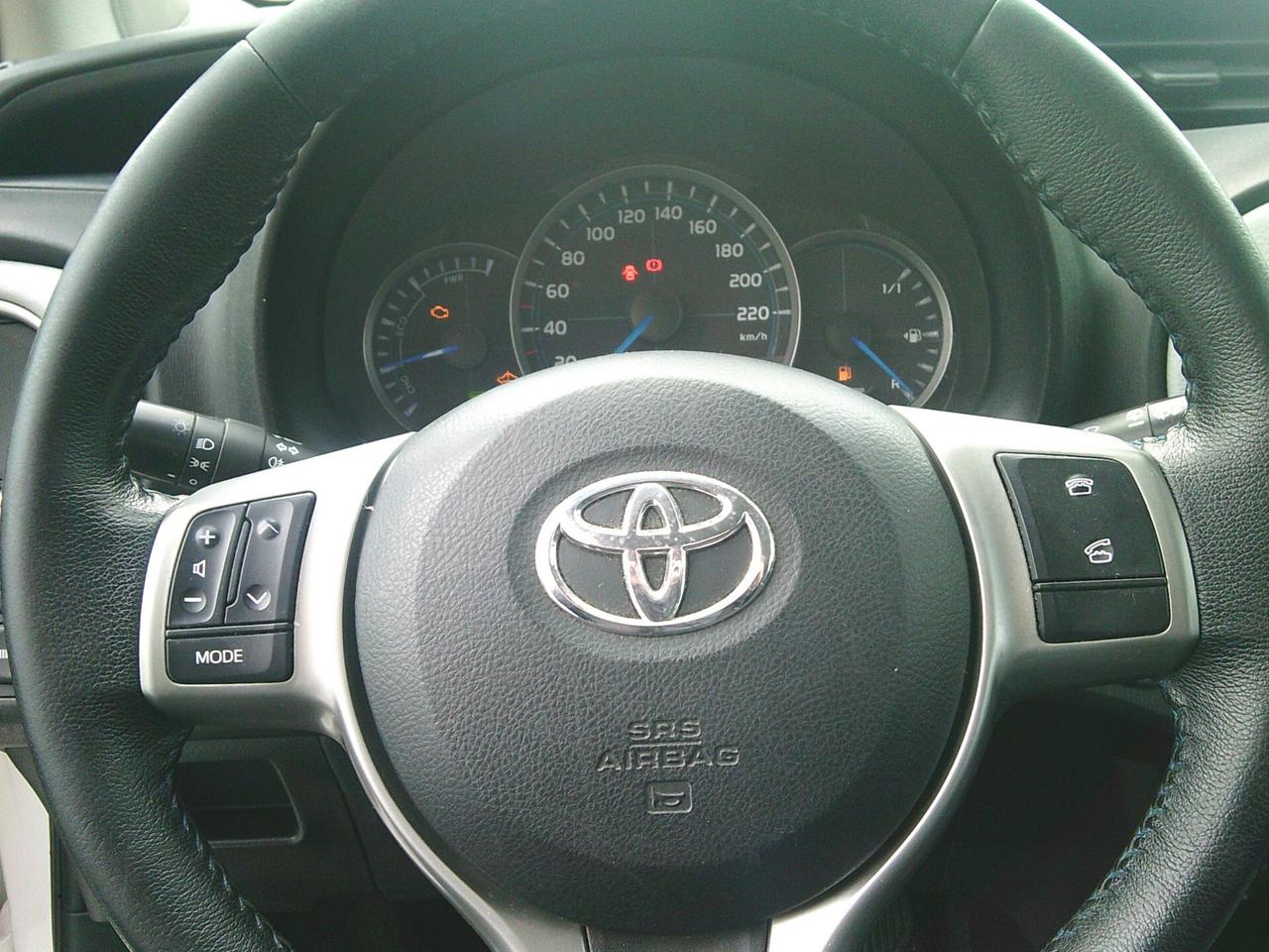 Toyota Yaris 1.5 Hybrid 5 porte Lounge