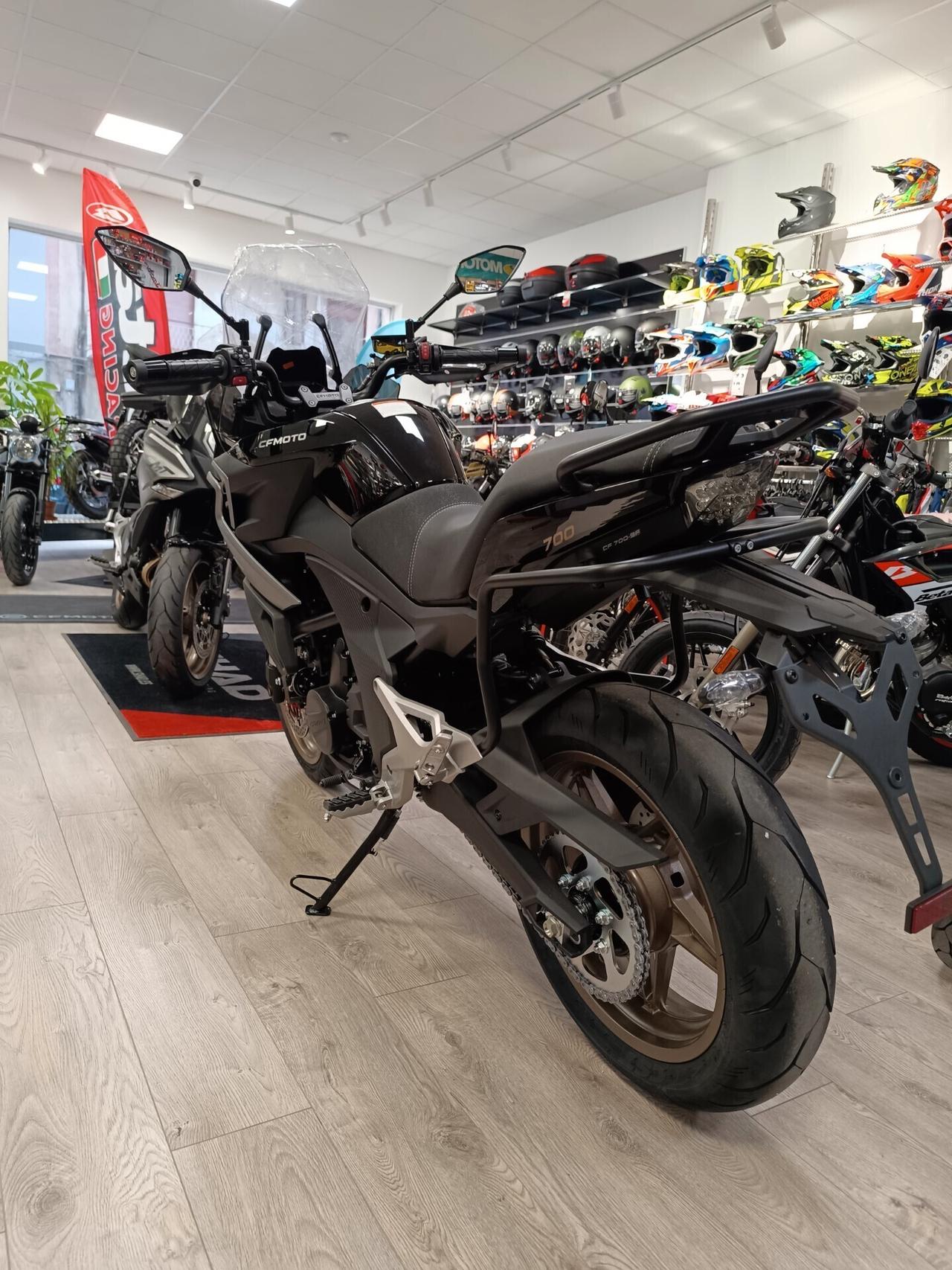 CFMOTO 700MT Adventure