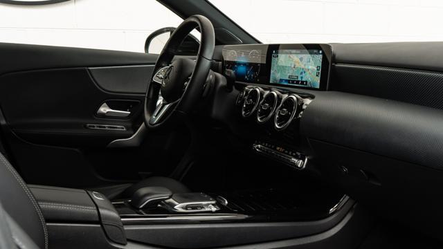 MERCEDES-BENZ A 180 d Auto IVA NEOPATENTATI PERFETTA