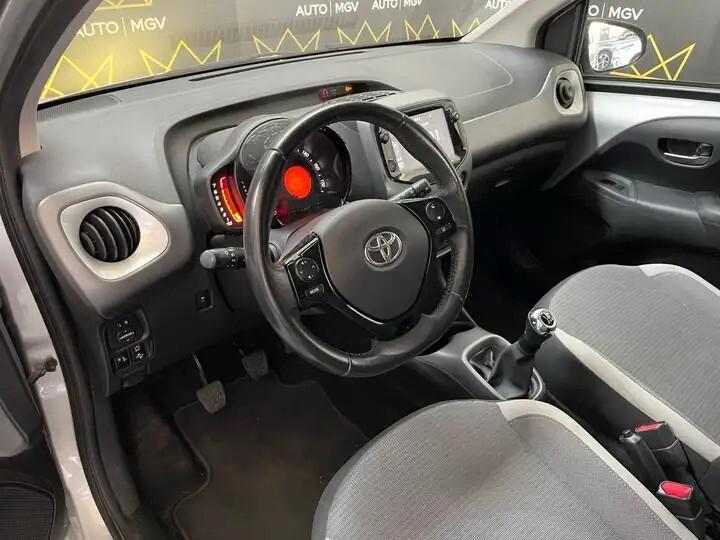 Toyota Aygo Connect 1.0 VVT-i 72 CV 5 porte x-fun
