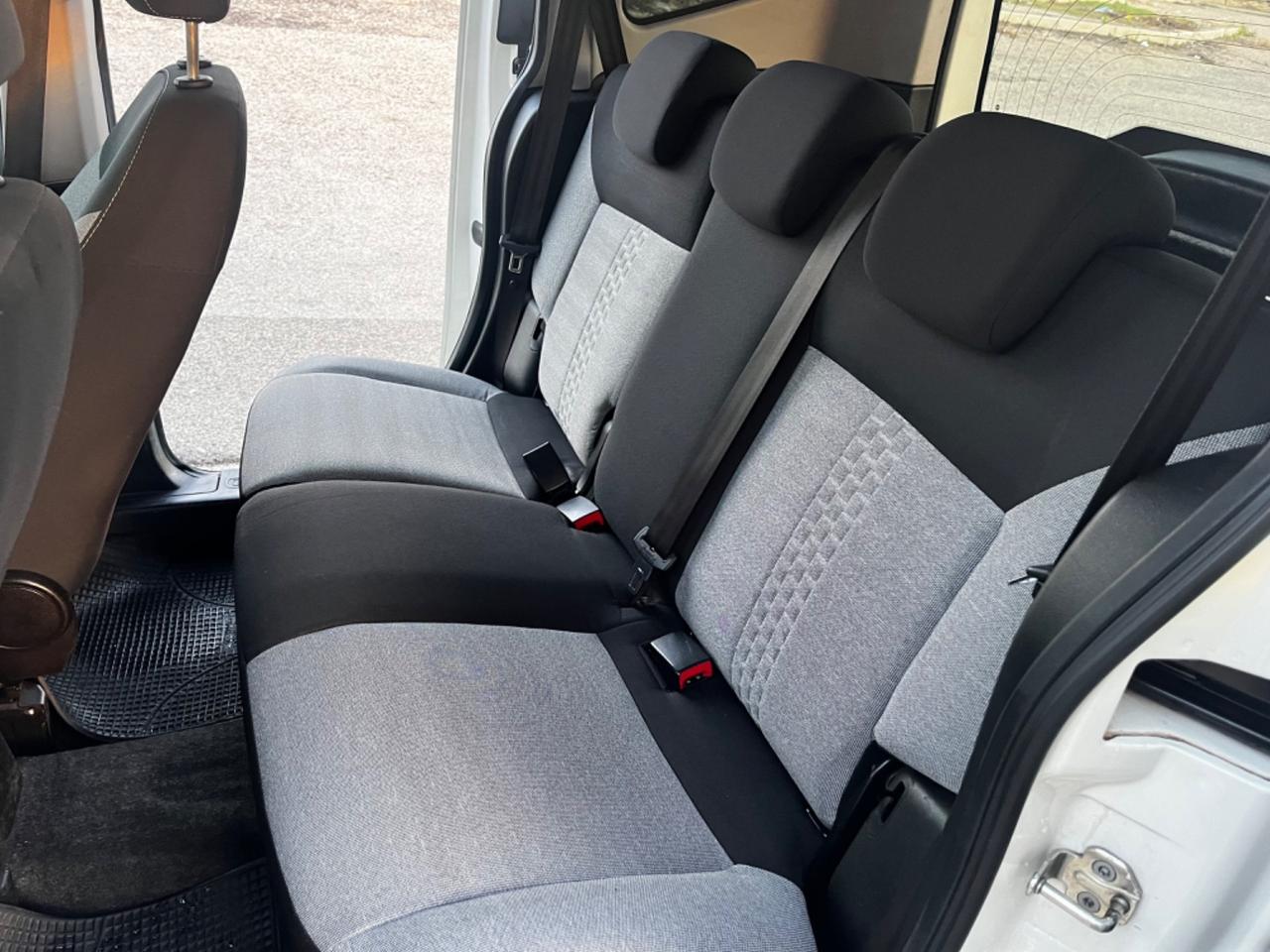 Fiat Qubo 1.4 8V 77 CV Lounge con navigatore 2019