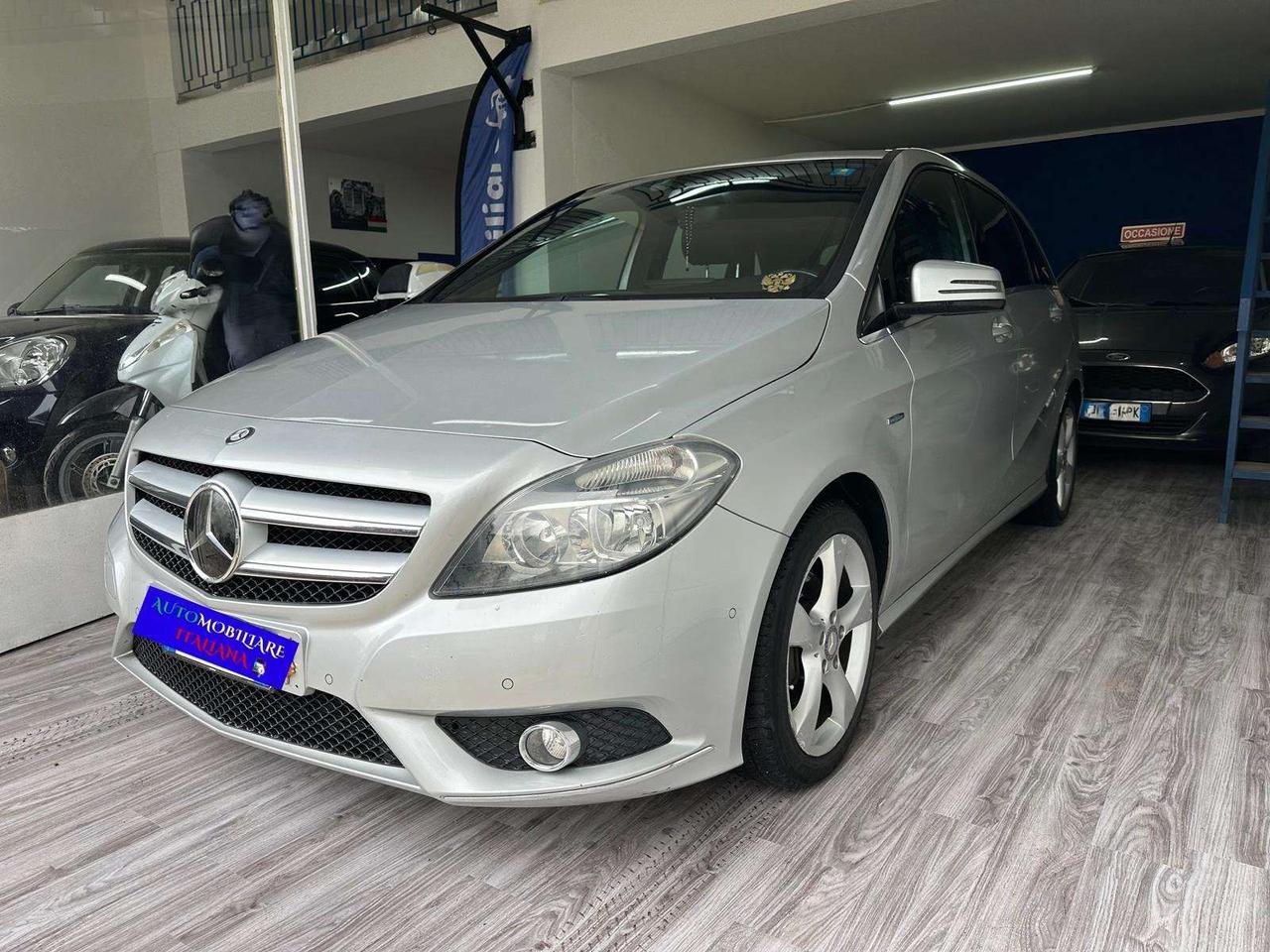 Mercedes-Benz B 180 B 180 be Premium