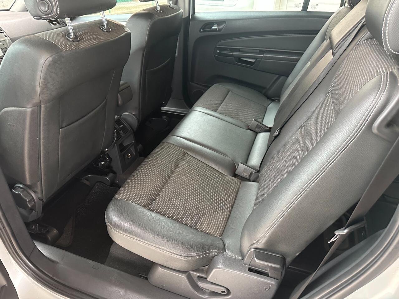 Opel Zafira 1.6 GPL 7 POSTI (12 RATE)