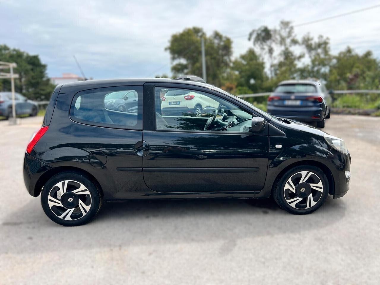 RENAULT TWINGO 1.2 WAWE -2012