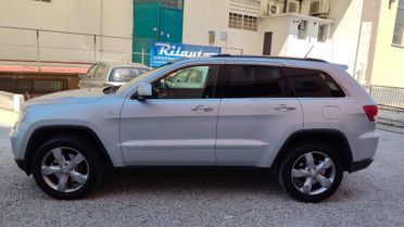 Jeep Grand Cherokee 3.0 CRD Overland + Gancio