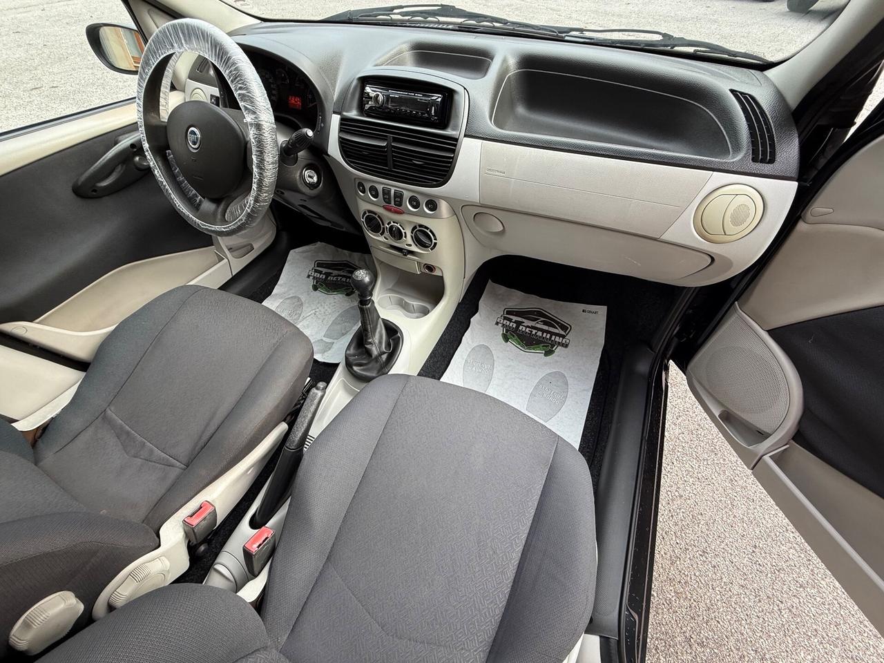 Fiat Punto 1.2 5 porte - GPL - Neopatentati