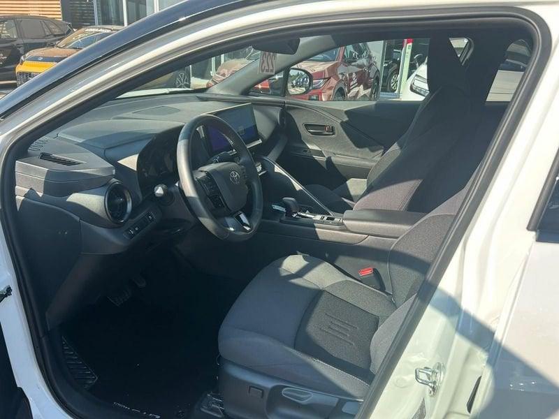 Toyota C-HR 1.8 HV E-CVT Trend