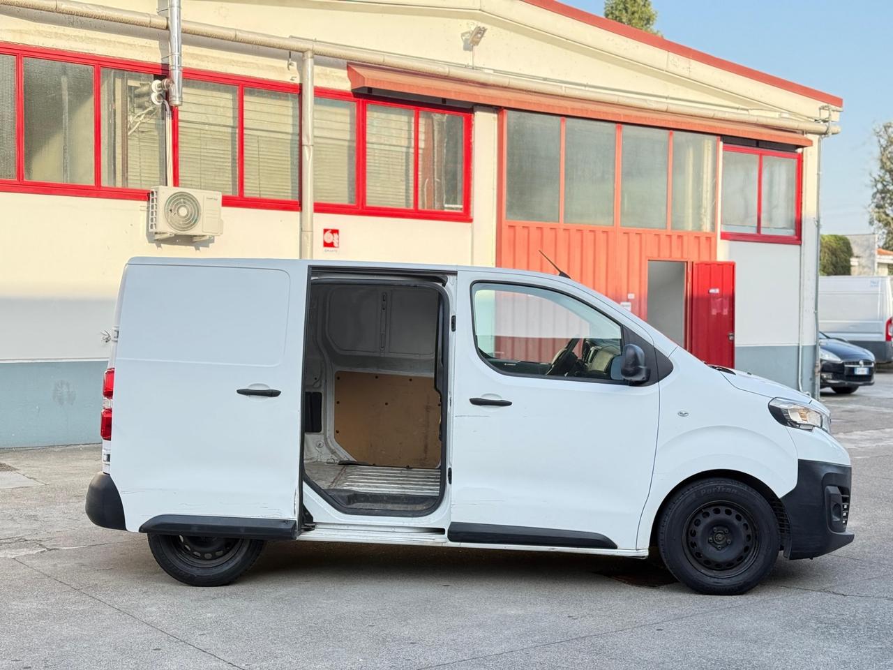 Peugeot Expert BlueHDi 115 S&S PC-TN Furgone Premium Compact