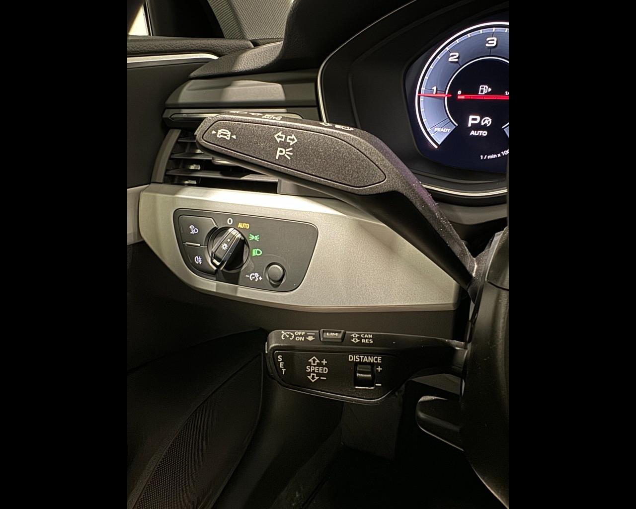 AUDI A4 AVANT 30 TDI MHEV S-TRONIC BUSINESS ADVANCED
