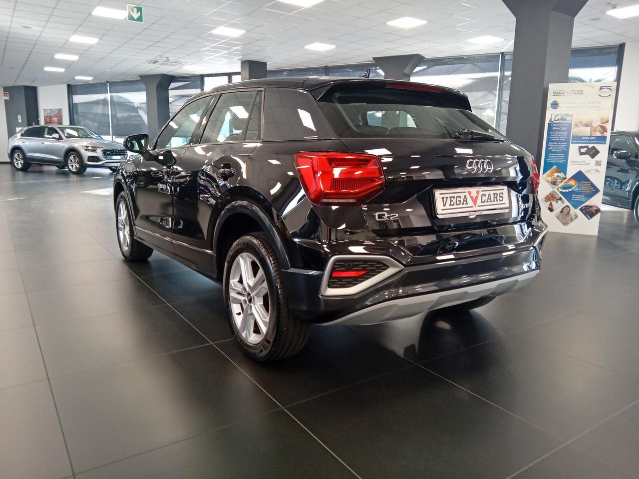 Audi Q2 30 TFSI Business Advanced