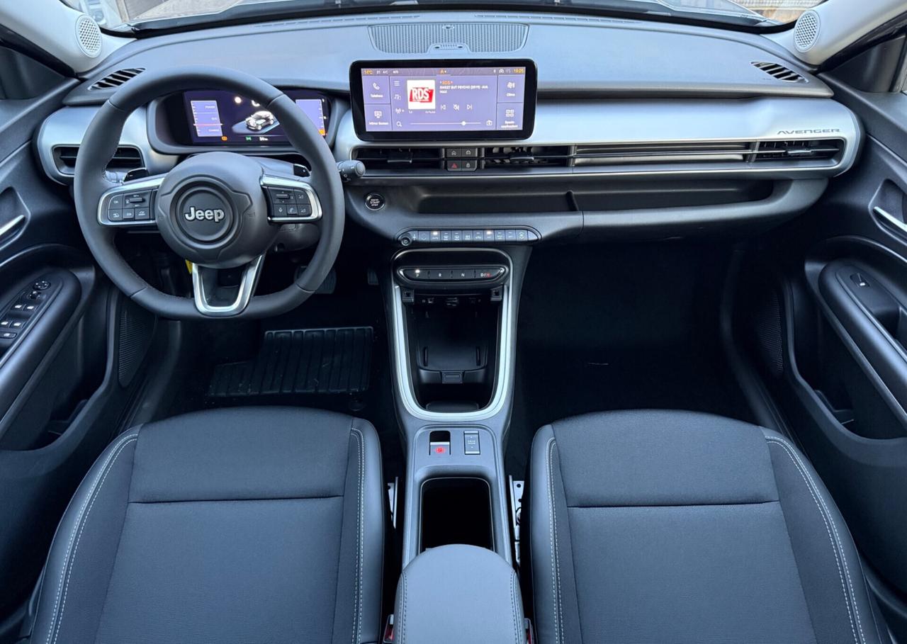 Jeep Avenger 1.2 e-Hybrid 110 cv MHEV Summit