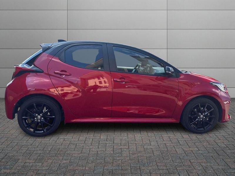 Toyota Yaris Hybrid Style MY22