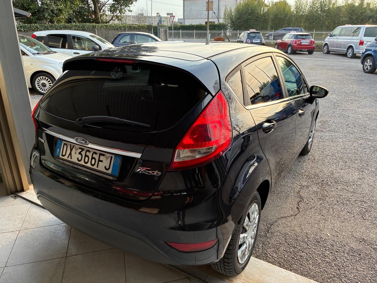 Ford Fiesta 1.4 TDCi Titanium - 5 porte