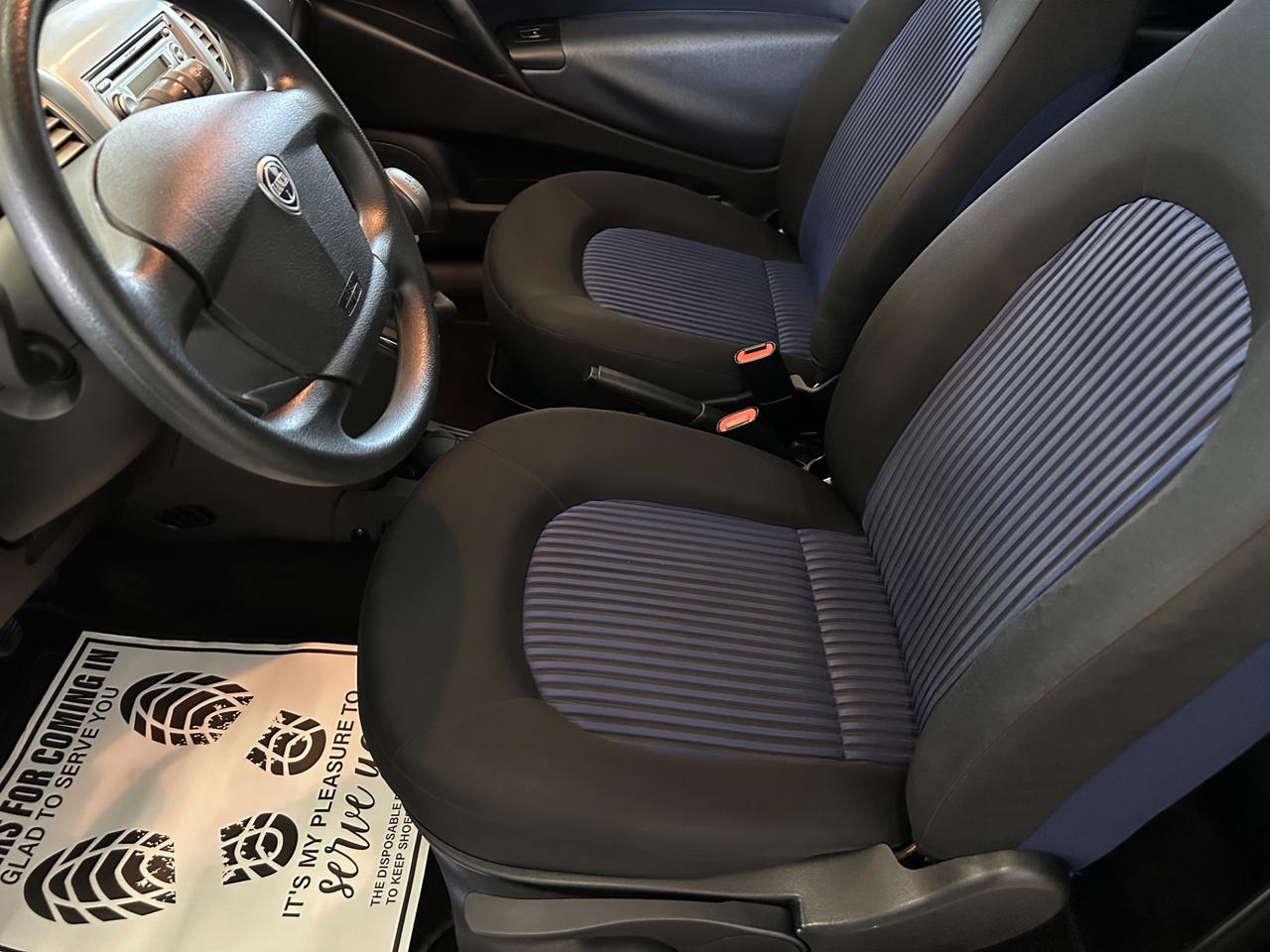 Lancia Ypsilon 1.2 Benzina Ok Neopatentati