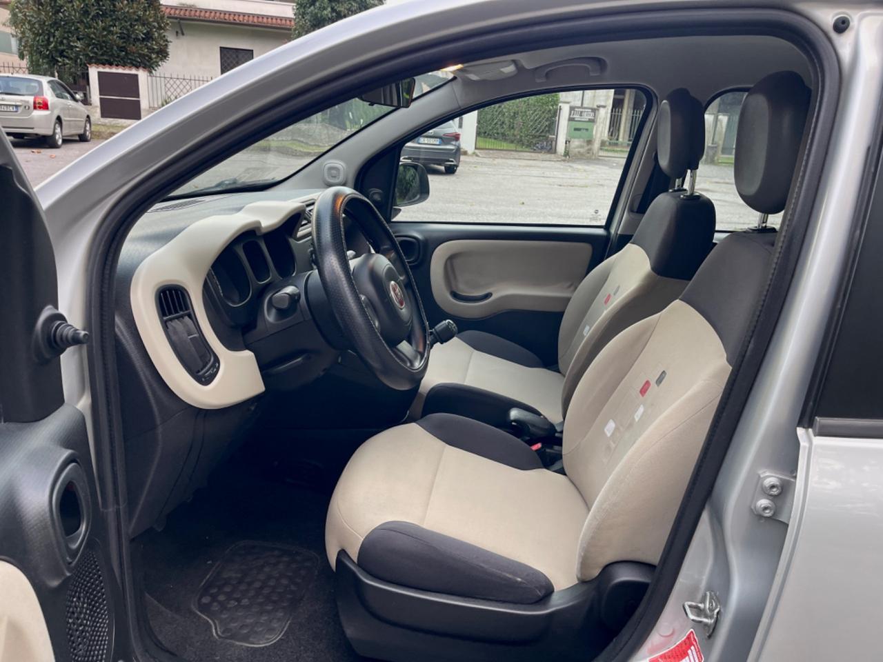 Fiat Panda 1.2 EasyPower Lounge Metano per Neopatentati 2014
