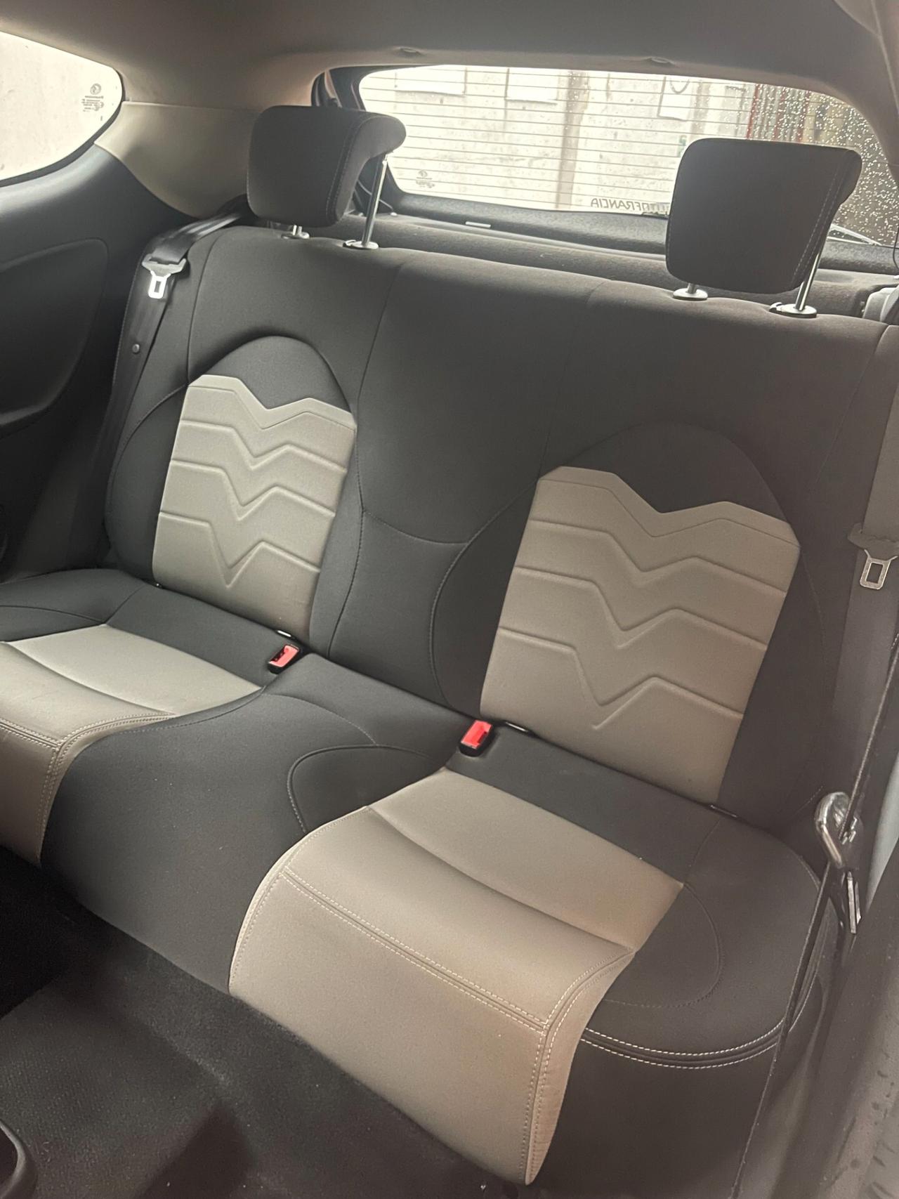 Alfa Romeo MiTo 1.4 T 120 CV GPL Distinctive