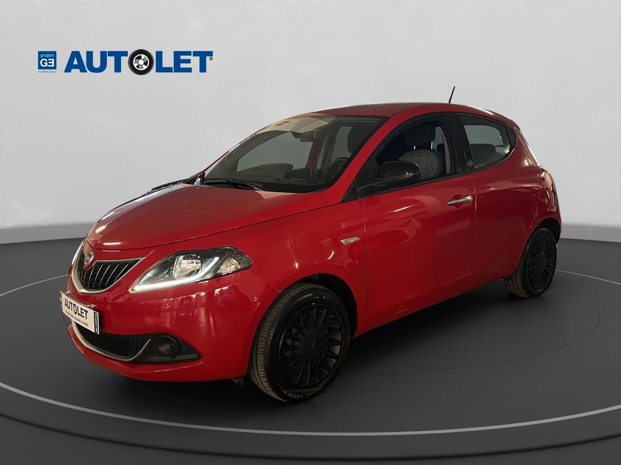 Lancia Ypsilon 1.0 FireFly 5 porte S&S Hybrid Ecochic Silver 70CV
