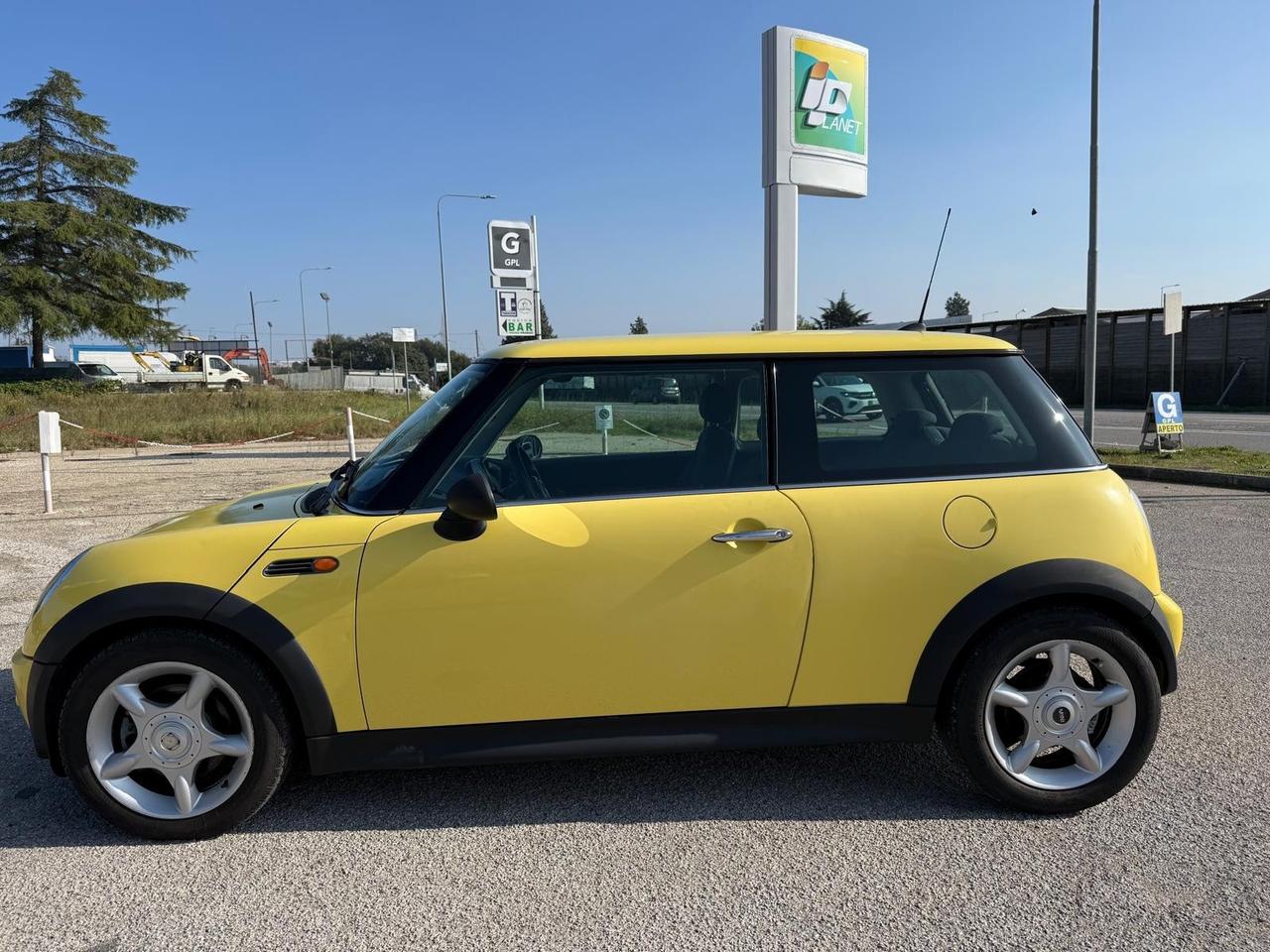 Mini 1.4 tdi One D Ok neopatentati