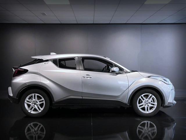 TOYOTA C-HR 1.8 Hybrid E-CVT Active