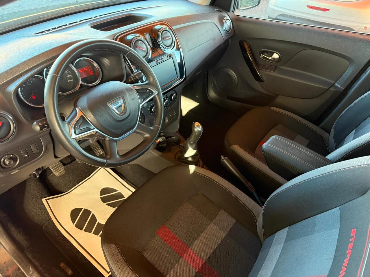 Dacia Sandero Stepway 1.5 Blue dCi 95 CV Comfort