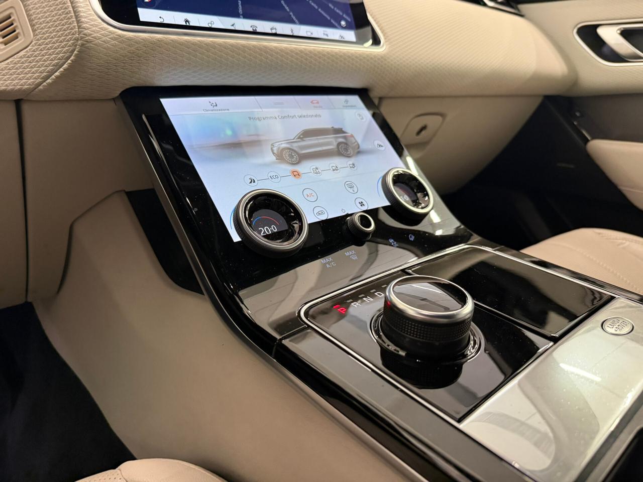 Land Rover Range Velar 2.0D I4 180 CV R-Dynamic S