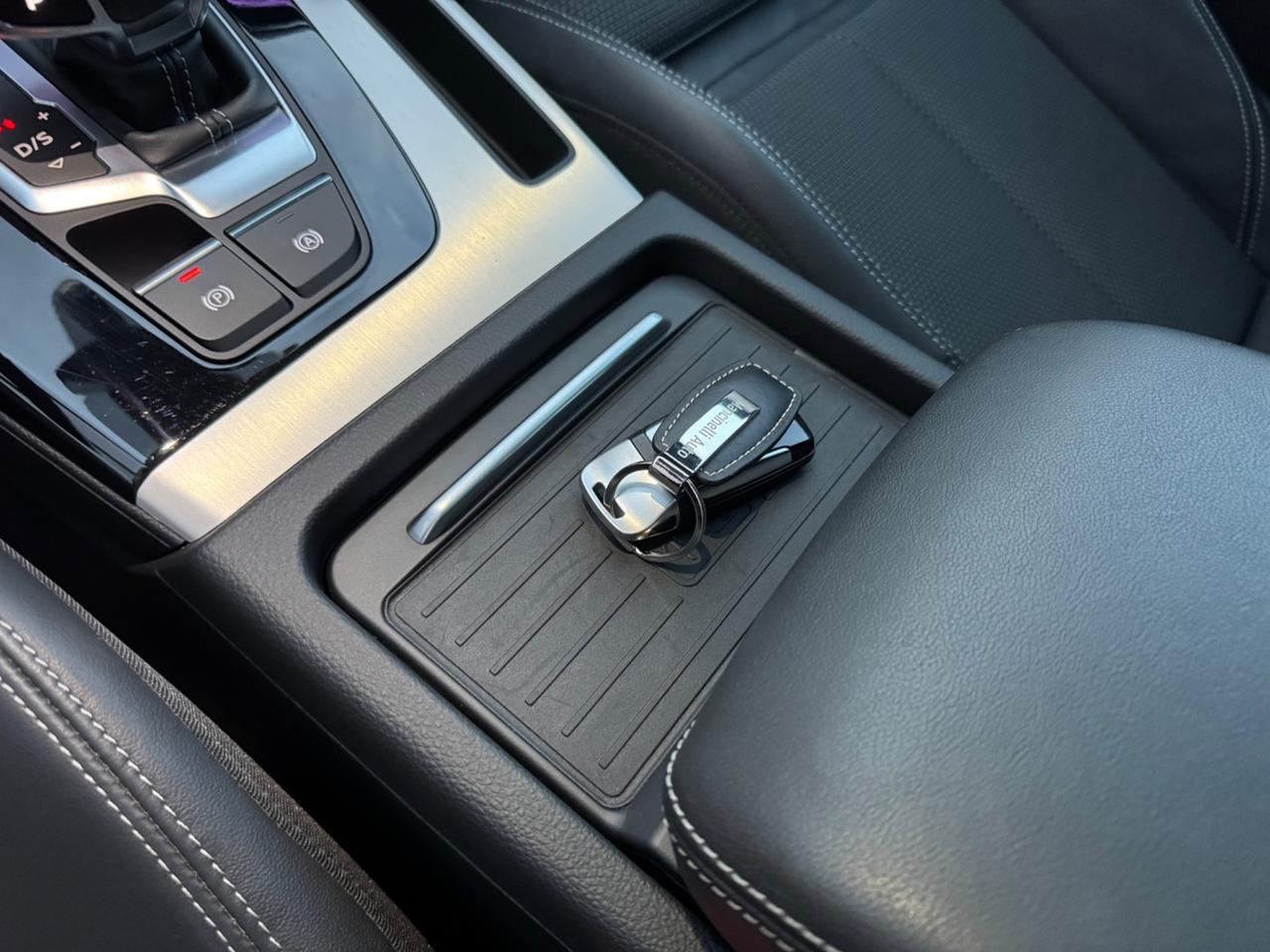 Audi Q5 55 TFSI e quattro S tronic line plus