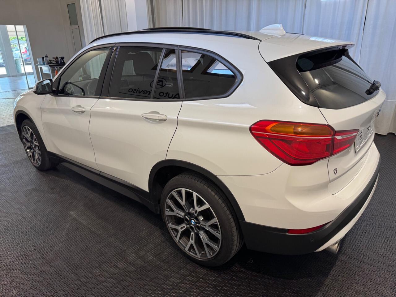 Bmw X1 sDrive18i xLine TETTO!! 1 PROPRIETARIO