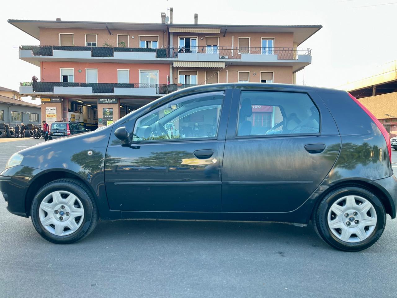 Fiat Punto 1.2 5 porte bConnect