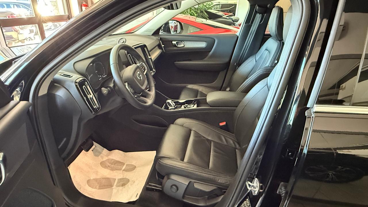 Volvo XC40 T5 Recharge Plug-in Hybrid Inscription Expression