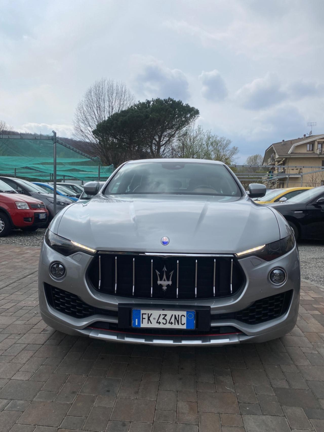 Maserati Levante V6 Diesel 275 CV AWD