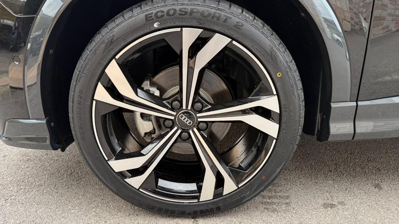 AUDI Q3 SPB 35 TDI IDENTITY BLACK KM0 2024 TETTO APRIBILE
