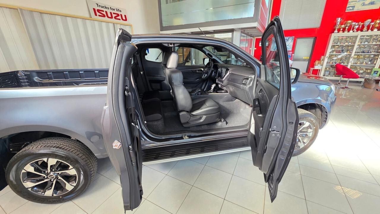 Isuzu D-Max N60 2.2 164 CV SPACE CAB PRESTIGE CASSONE LUNGO