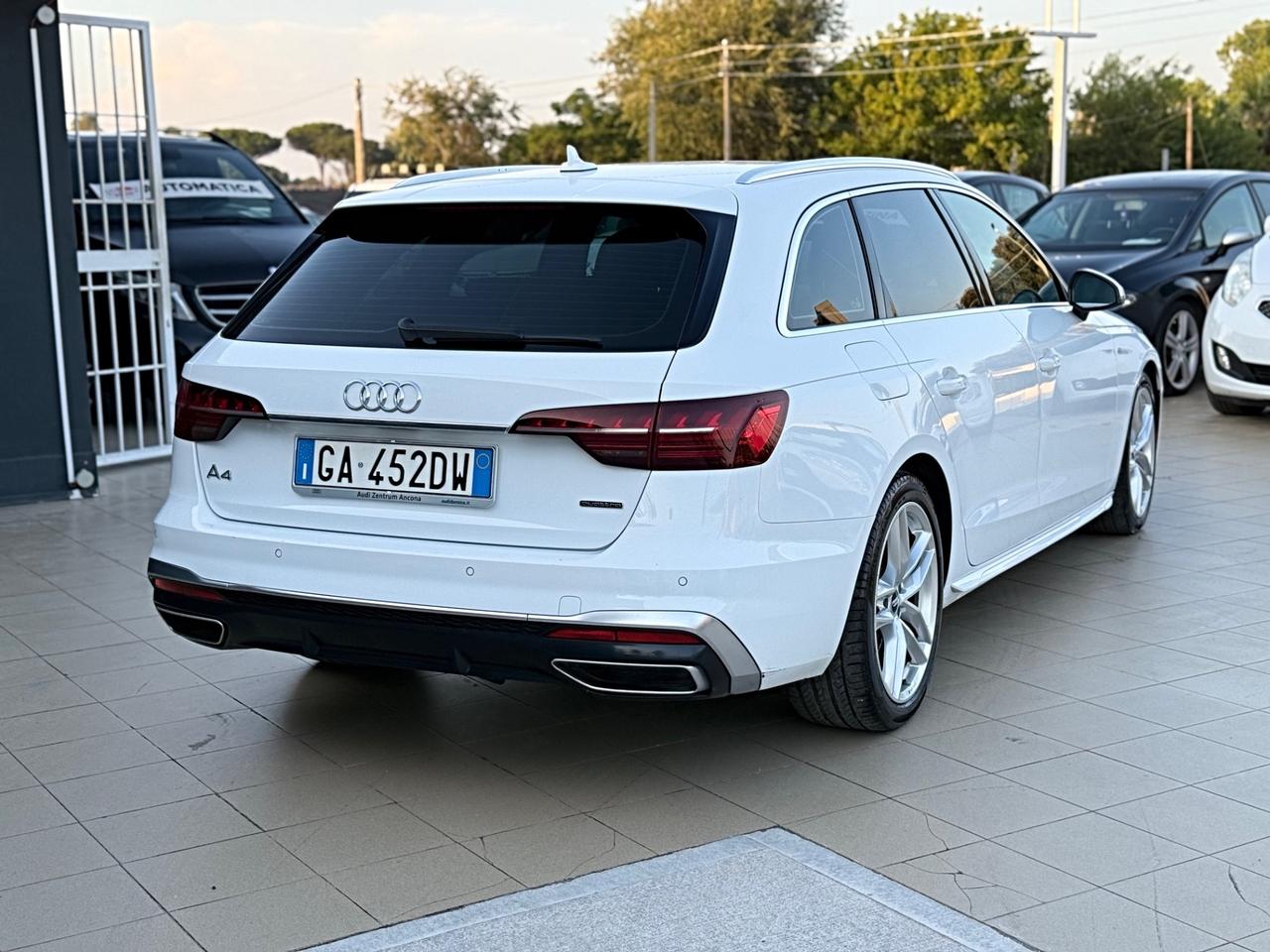 Audi A4 Avant 40 TDI quattro S tronic line edition