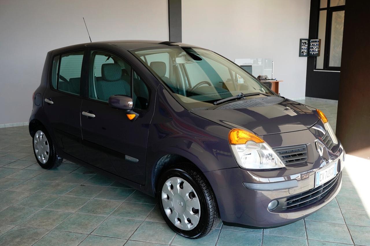 Renault Modus 1.2 16V Confort Dynamique