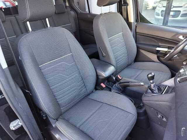 Ford Tourneo Connect Connect7 1.5 TDCi 120 CV Titanium