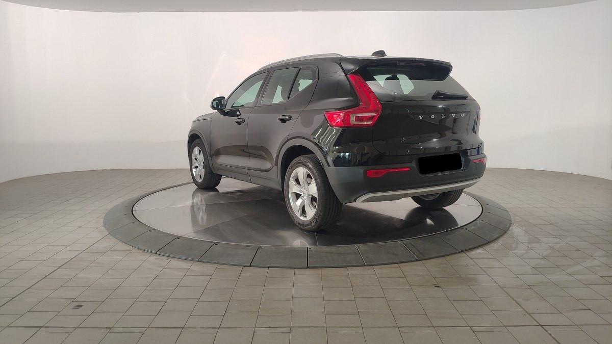 VOLVO Xc40 T2 Geartronic Momentum Pro