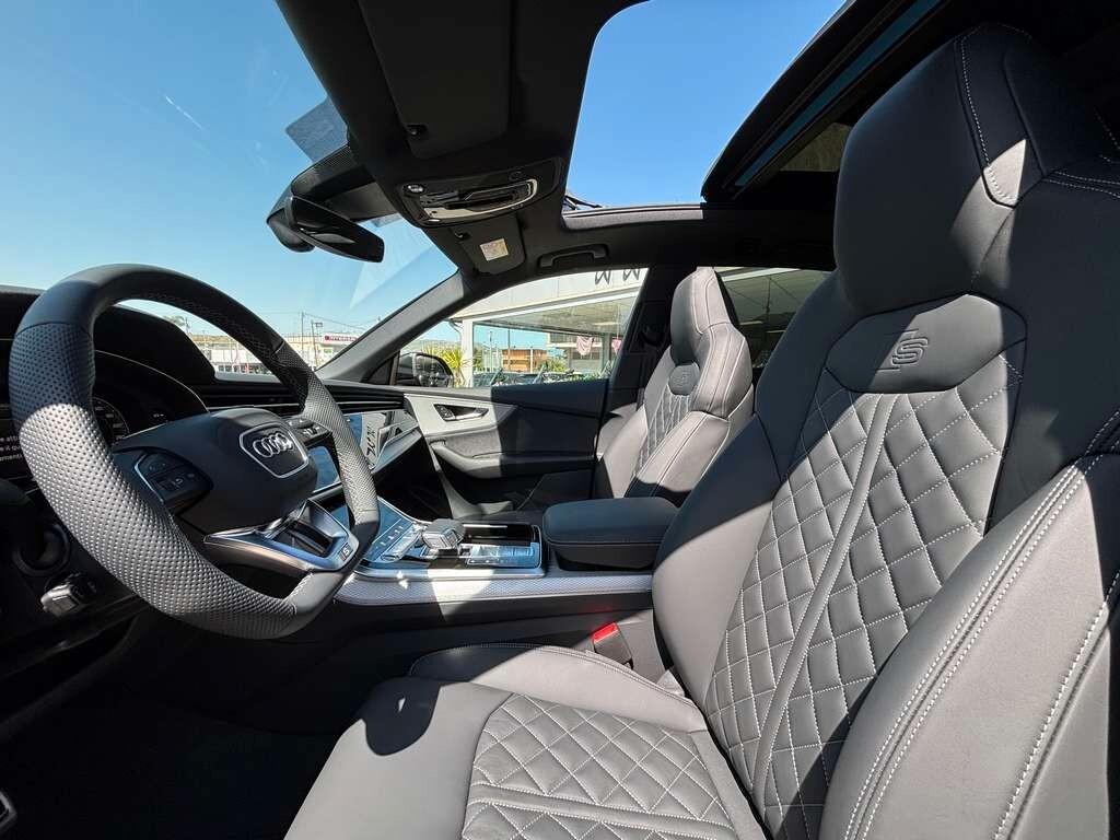 Audi Q8 SUV TDI quattro 210 kW tiptronic S line edition My 2026 KM 0 IVA ESPOSTA Tua a solo 939 Euro al mese