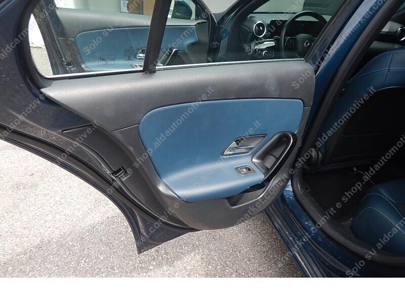 Mercedes-Benz A 180d Autom. *49.000 Km* da VETRINA
