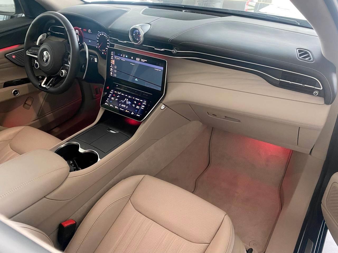 Maserati Grecale MHEV 300 CV AWD GT