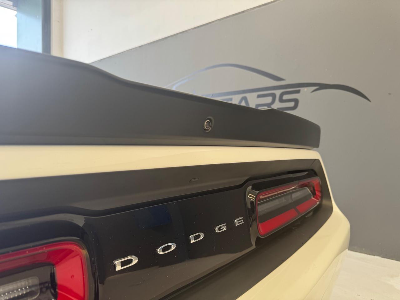 Dodge Challenger 3.6 V6 Super Track Pack
